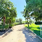 Holiday home Breezy Garden Hideaway In Pula, Private Garden Pula