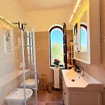 Breezy Garden Hideaway In Pula, Private Garden Semesterbostad *