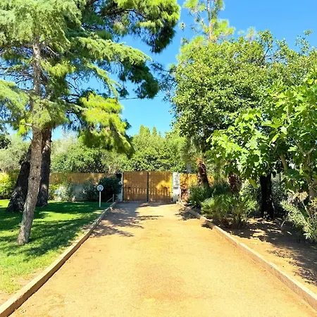 Ferienhaus Breezy Garden Hideaway In Pula