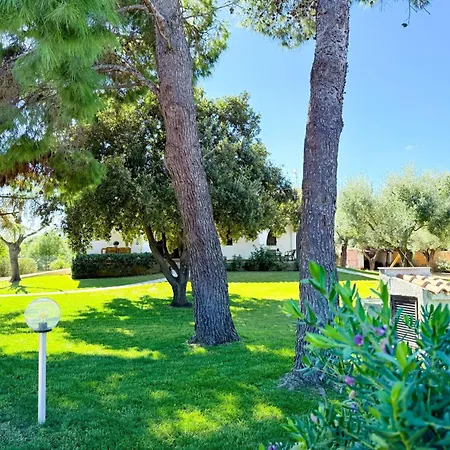 Breezy Garden Hideaway In Pula, Private Garden Σπίτι διακοπών