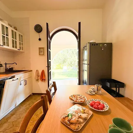 Σπίτι διακοπών Breezy Garden Hideaway In Pula, Private Garden *